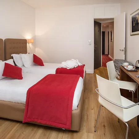 Hotel De France 3*