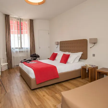 De France Hotel 3*