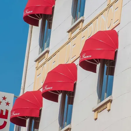 Hotell De France 3*