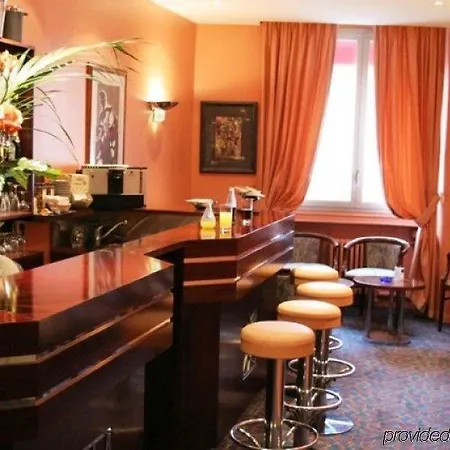 Hotel De France 3*