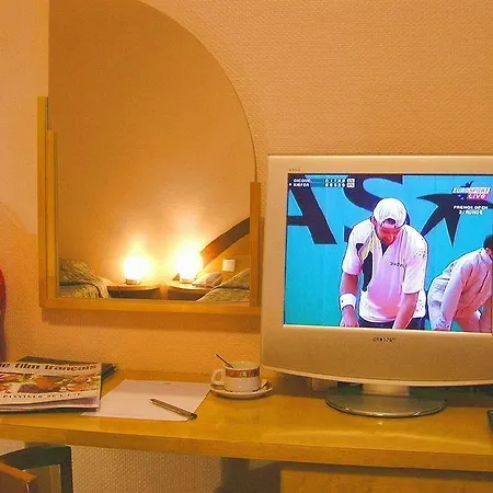 Hotell De France 3*